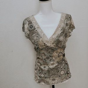 Emma James EUC sequined blouse in creme and green. Feminine and flattering